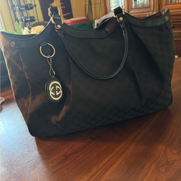 GUCCI Shoulder Bag Purse - Picture 1 of 4